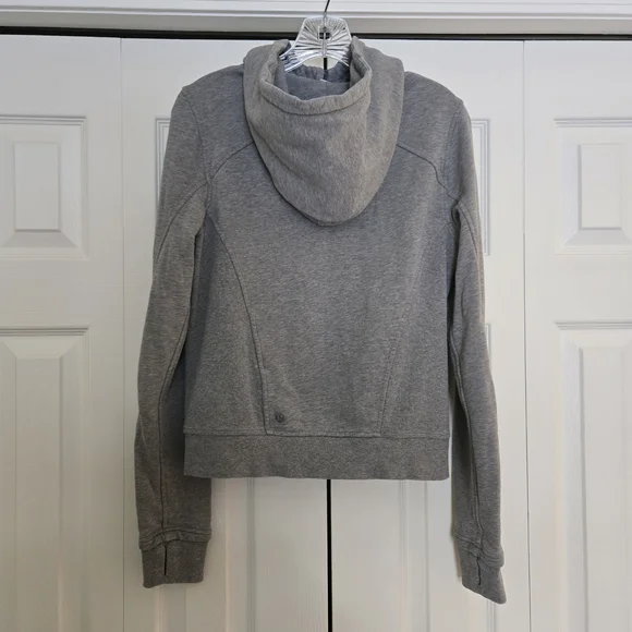 Lululemon Press Pause Jacket - Picture 2 of 8